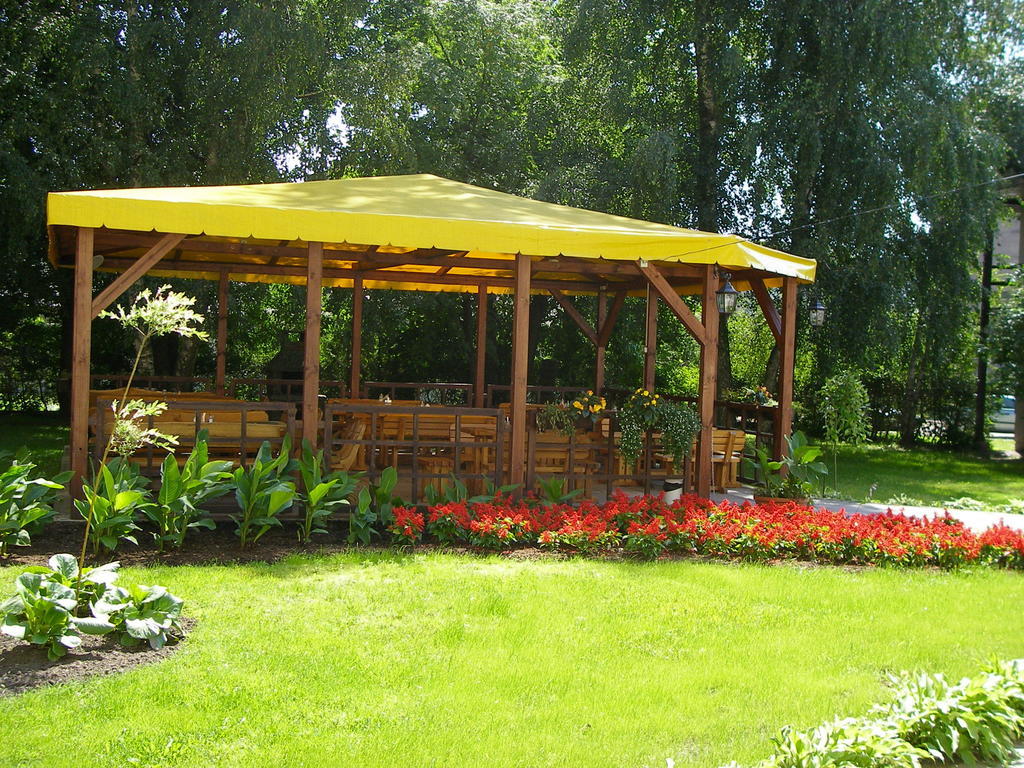 Deims Hotel Šilutė Dış mekan fotoğraf