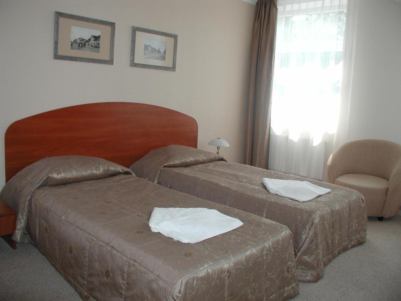 Deims Hotel Šilutė Dış mekan fotoğraf